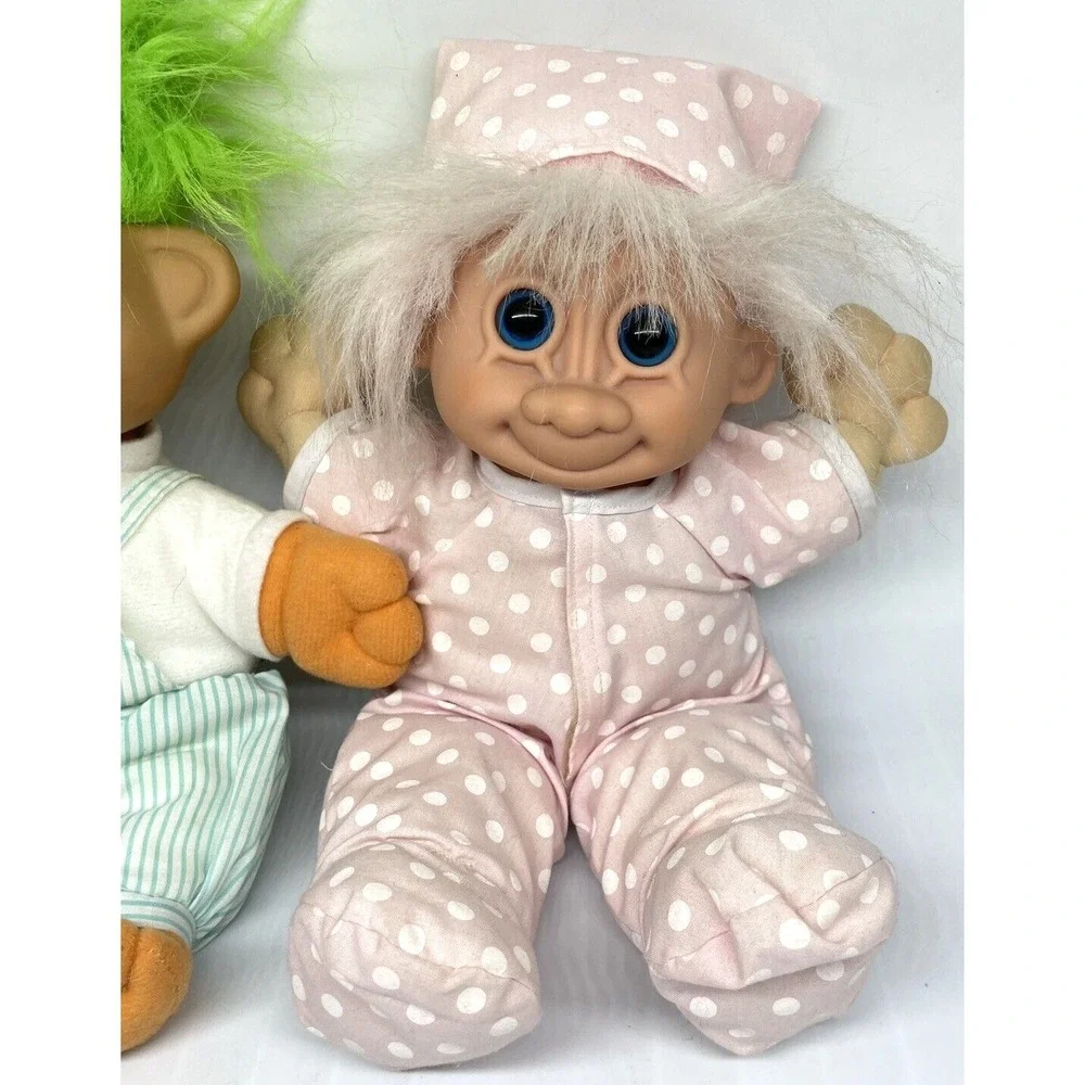 N/A vintage troll